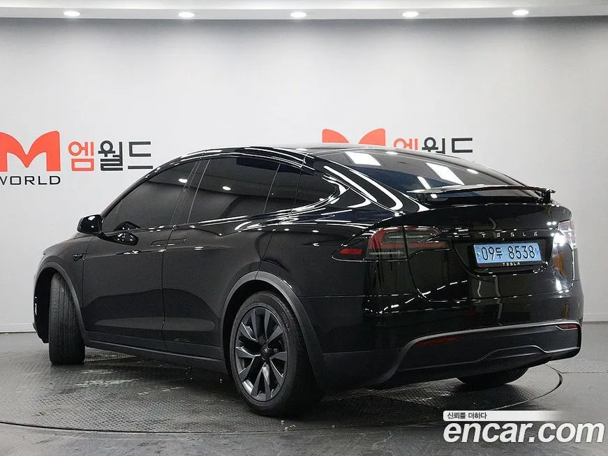 Tesla Model X 2024 из KR, фото 2