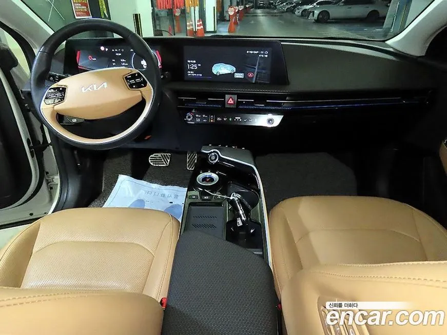 Kia EV6 2023 из KR, фото 10