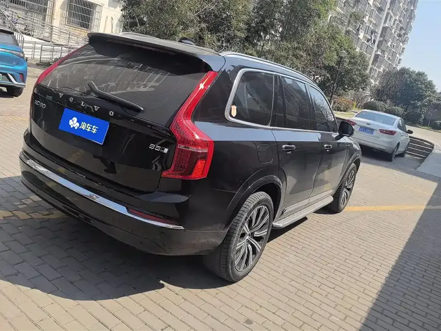 Volvo XC90 2023 из CN, фото 8