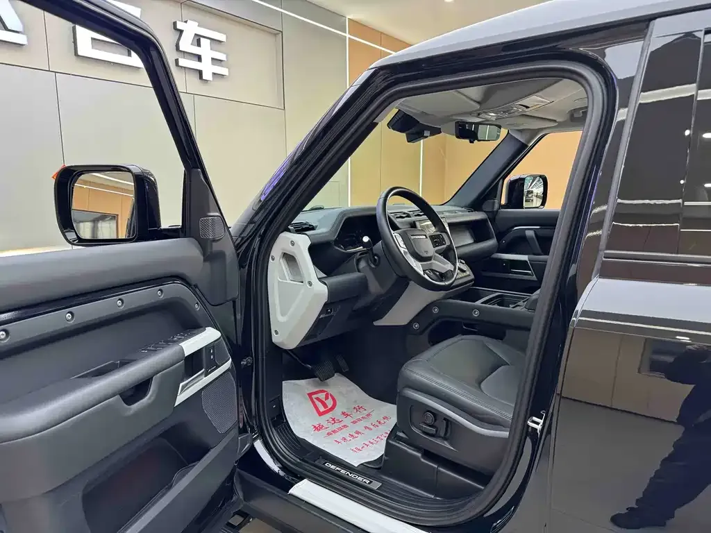 Land Rover Defender 2024 из CN, фото 10
