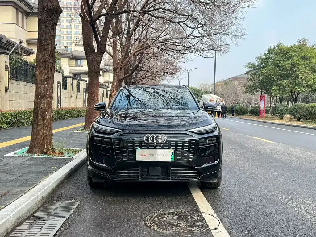 Audi Q6L e-tron — фото 7