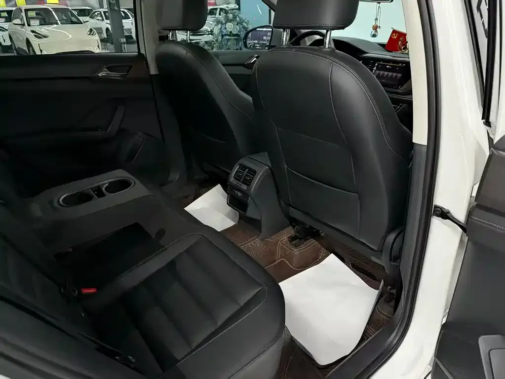 Volkswagen Tharu 2021 из CN, фото 6