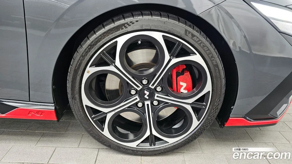 Hyundai AVANTE — фото 4