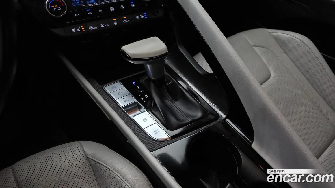 Hyundai AVANTE 2021 из KR, фото 4