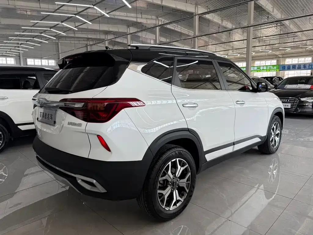 Kia KX3 — фото 10