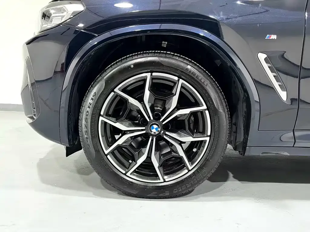 BMW X3 — фото 10