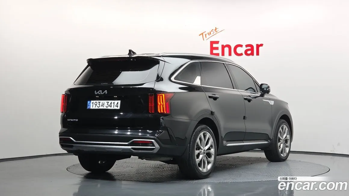 Kia Sorento — фото 3