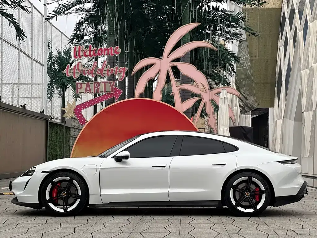 Porsche Taycan 2021 из CN, фото 10