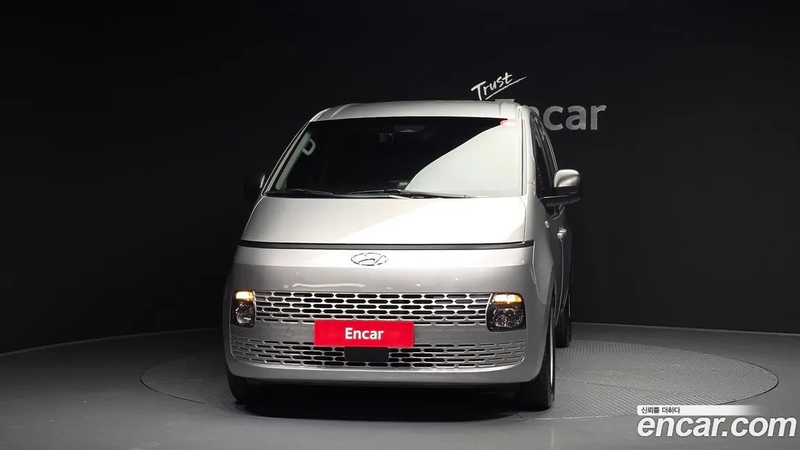 Hyundai Staria 2022 из KR, фото 2