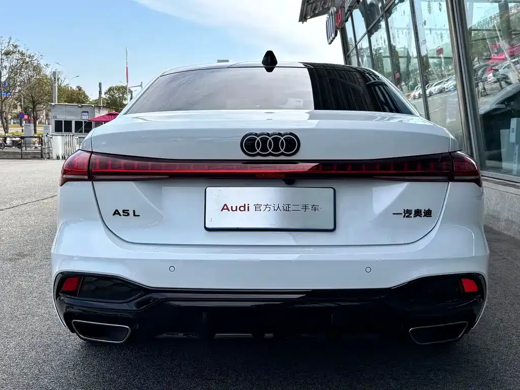 Audi A5L — фото 5