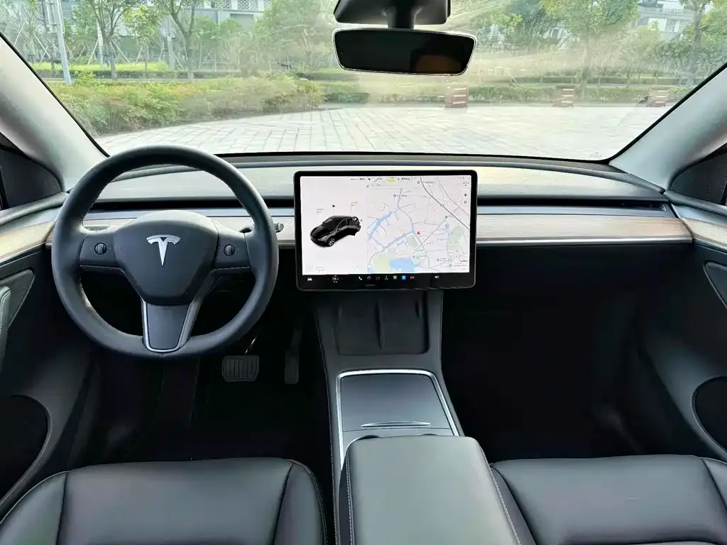 Tesla Model Y 2023 из CN, фото 5