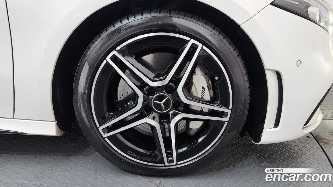 Mercedes-Benz A-Class 2023 из KR, фото 3