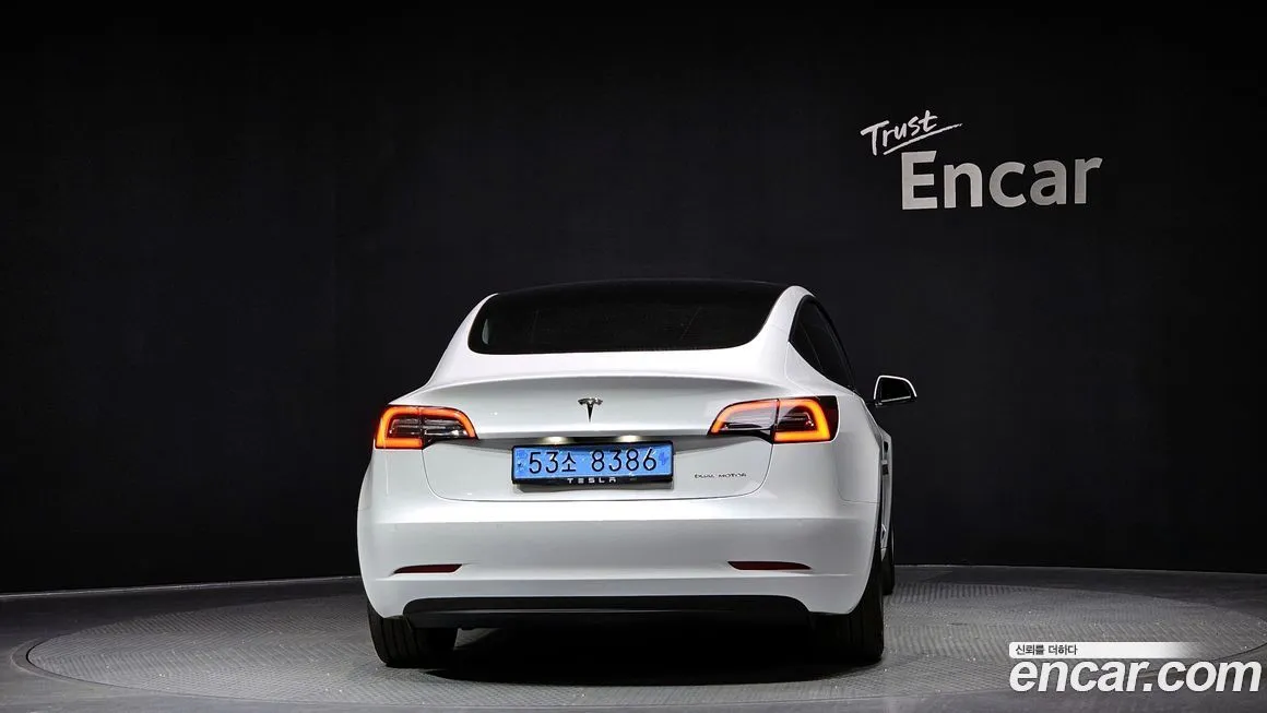 Tesla Model 3 2022 из KR, фото 3