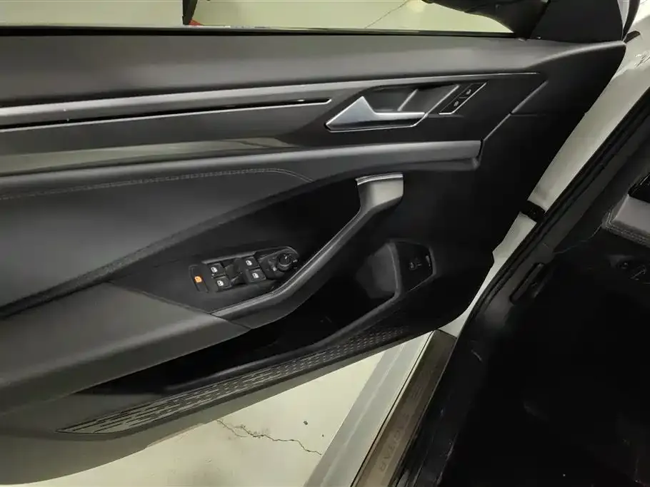Volkswagen Sagitar 2025 из CN, фото 3