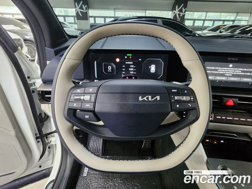 Kia Sportage — фото 8