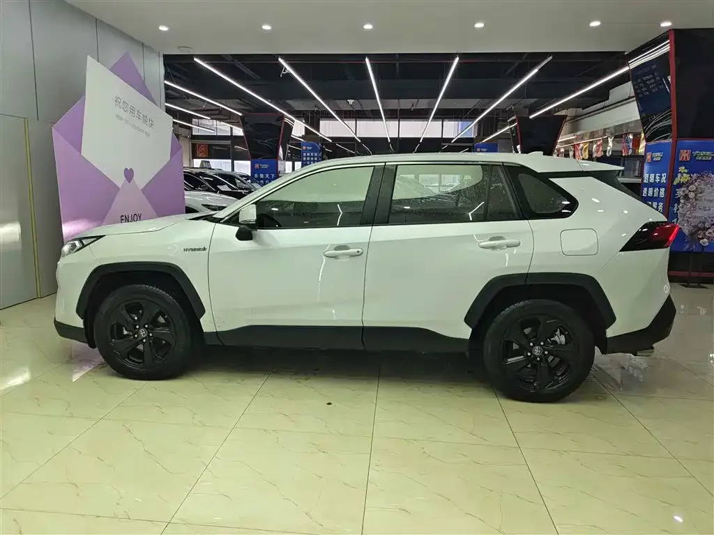 Toyota RAV4 2021 из CN, фото 8