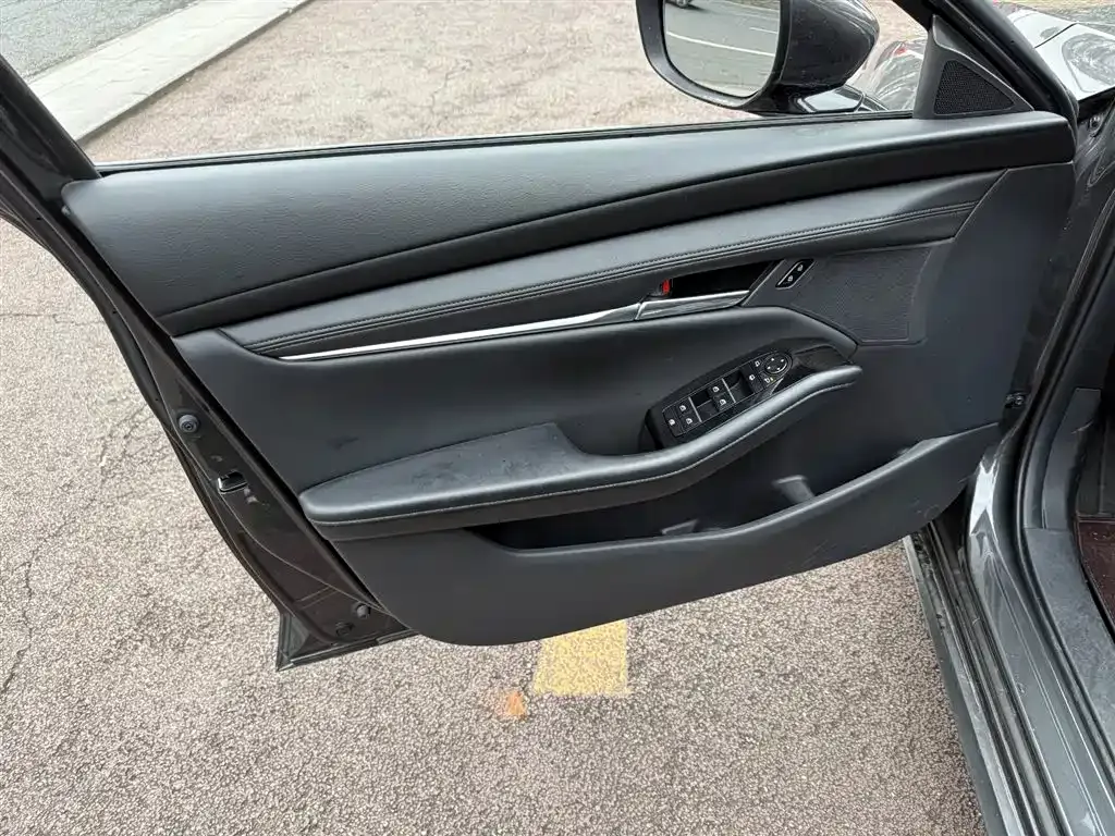 Mazda 3 Axela 2021 из CN, фото 6