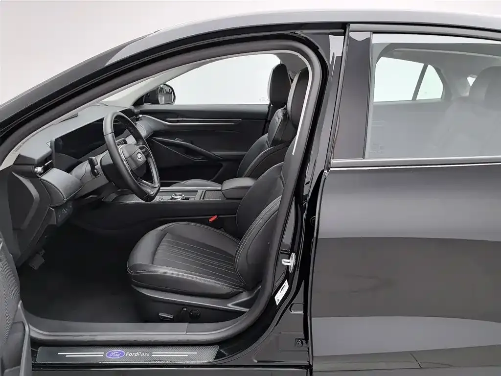 Ford Mondeo 2024 из CN, фото 4