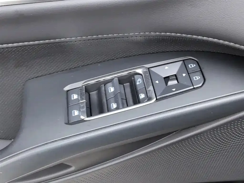 Ford Mondeo 2024 из CN, фото 5
