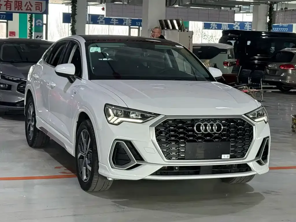 Audi Q3 Sportback 2021 из CN, фото 3