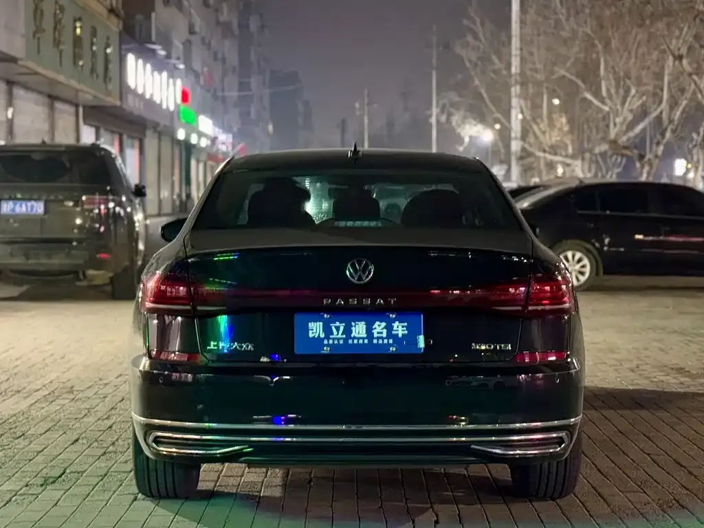 Volkswagen Passat — фото 9