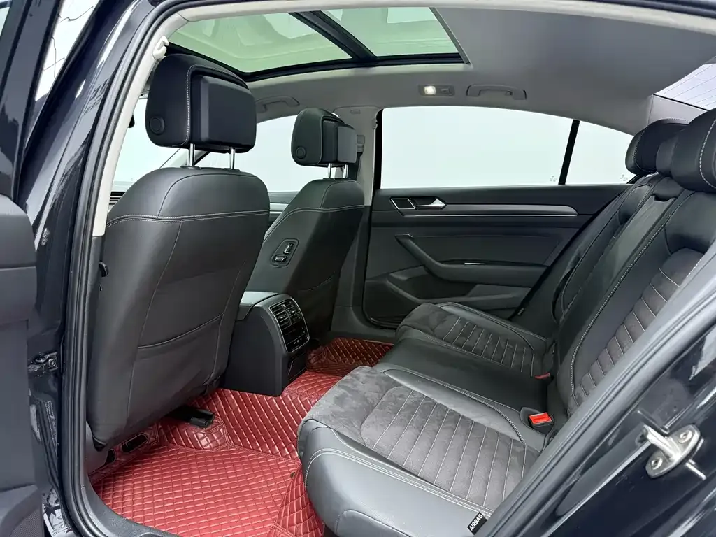 Volkswagen Magotan 2022 из CN, фото 5