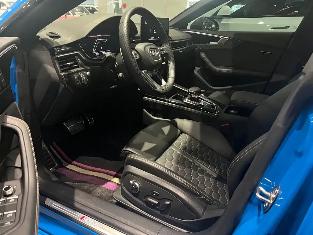 Audi RS 5 2022 из CN, фото 3