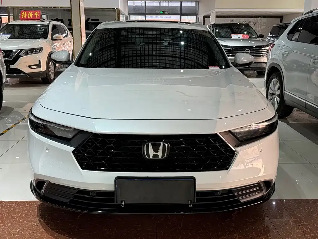 Honda Accord — фото 6