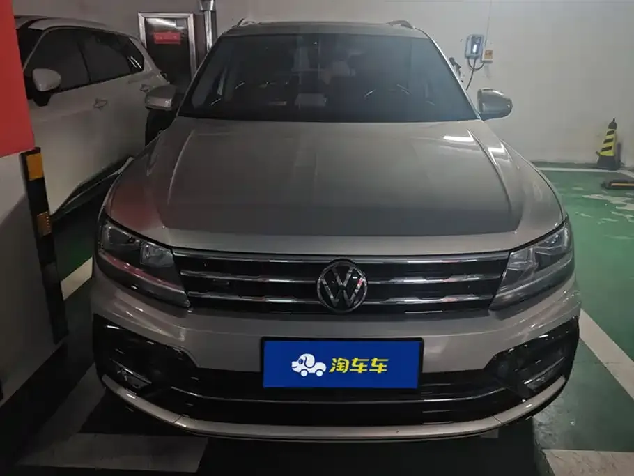 Volkswagen Tiguan L 2021 из CN, фото 2