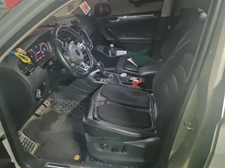 Volkswagen Tiguan L 2021 из CN, фото 7