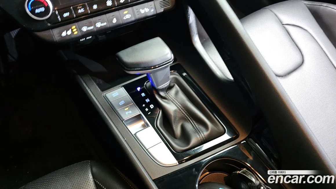 Hyundai AVANTE — фото 9