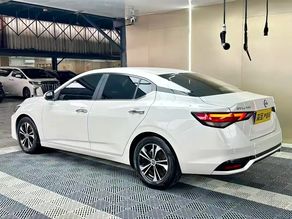 Nissan Sylphy — фото 10