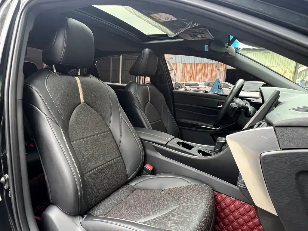 Toyota Avalon 2023 из CN, фото 5