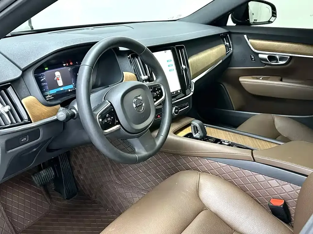 Volvo S90 — фото 9