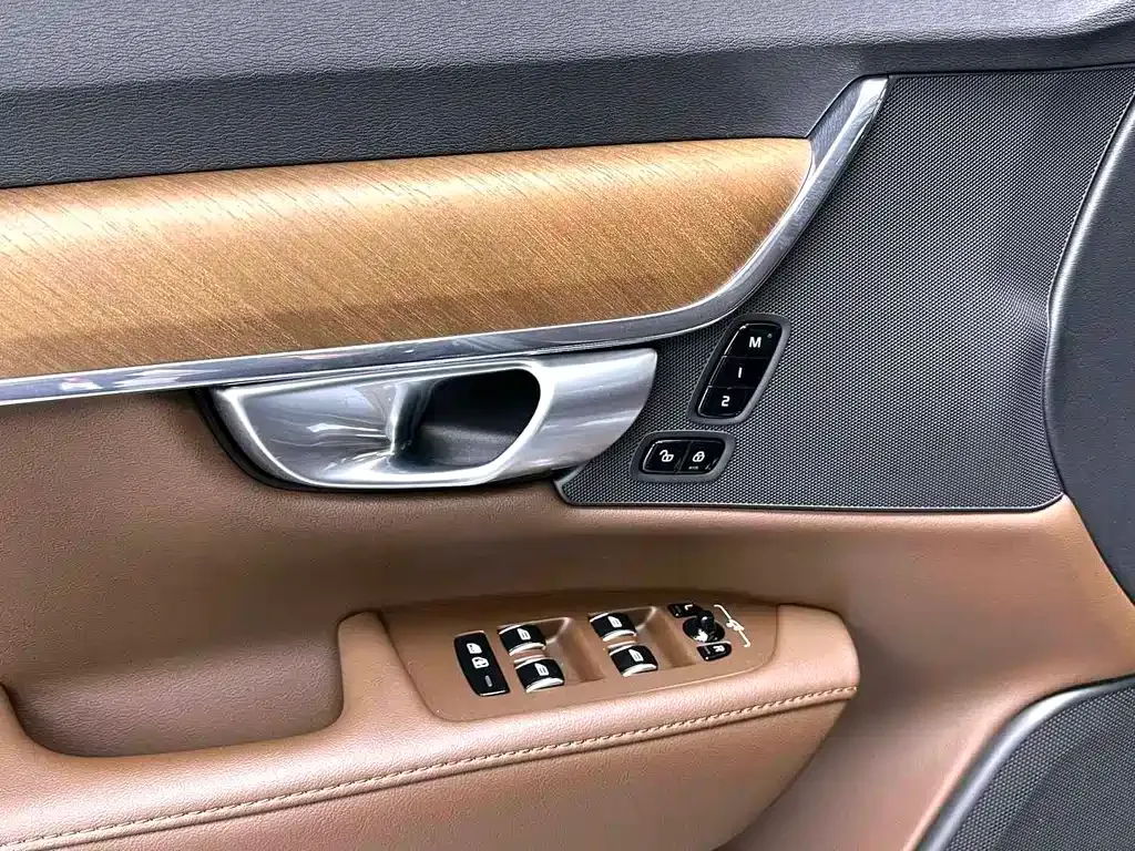 Volvo S90 — фото 7