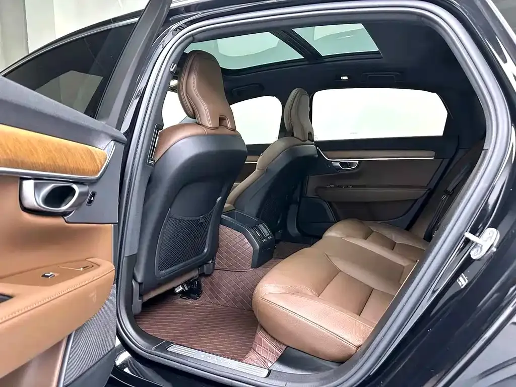 Volvo S90 — фото 2