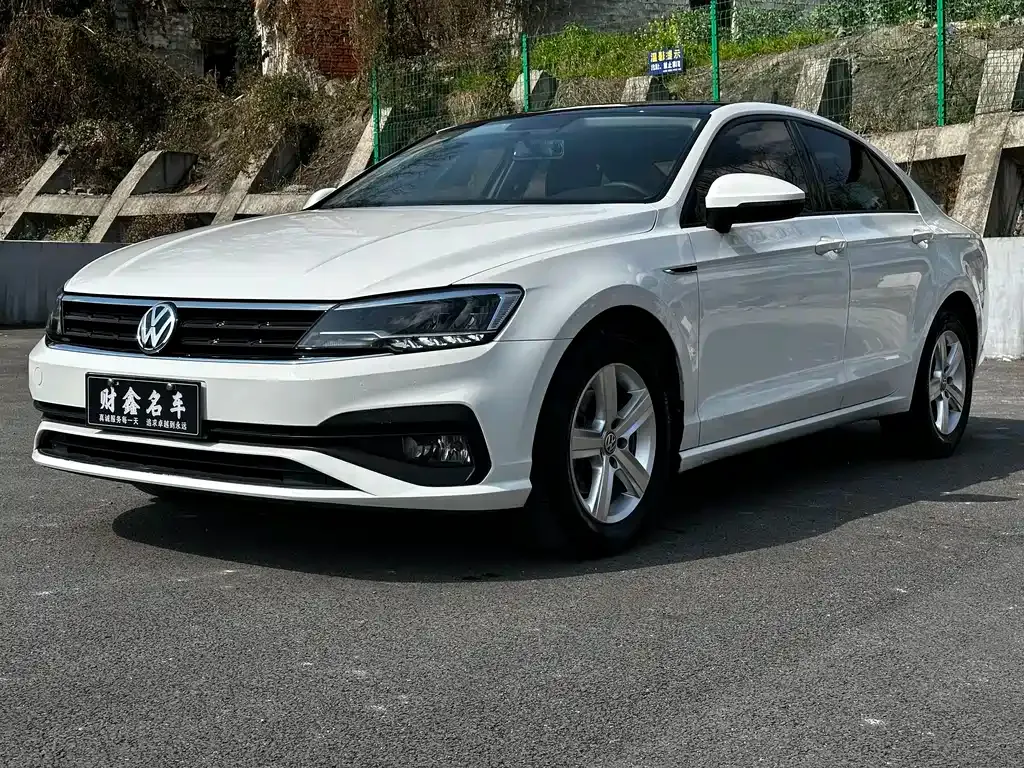 Volkswagen Lamando