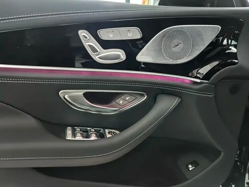 Mercedes-Benz AMG GT — фото 10