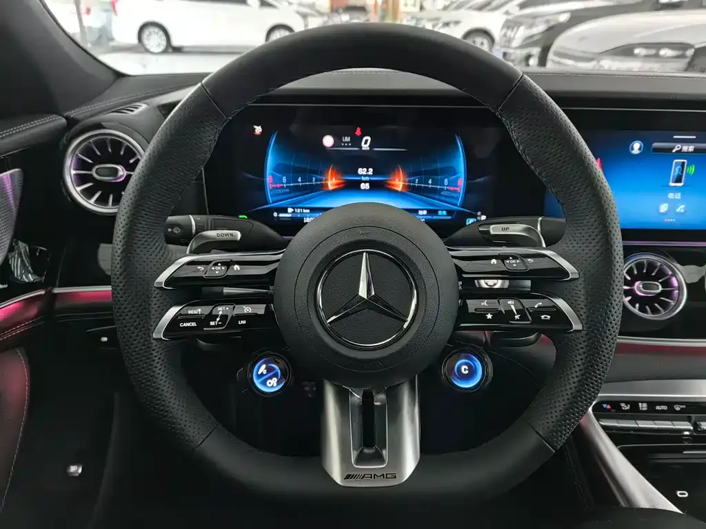 Mercedes-Benz AMG GT — фото 5