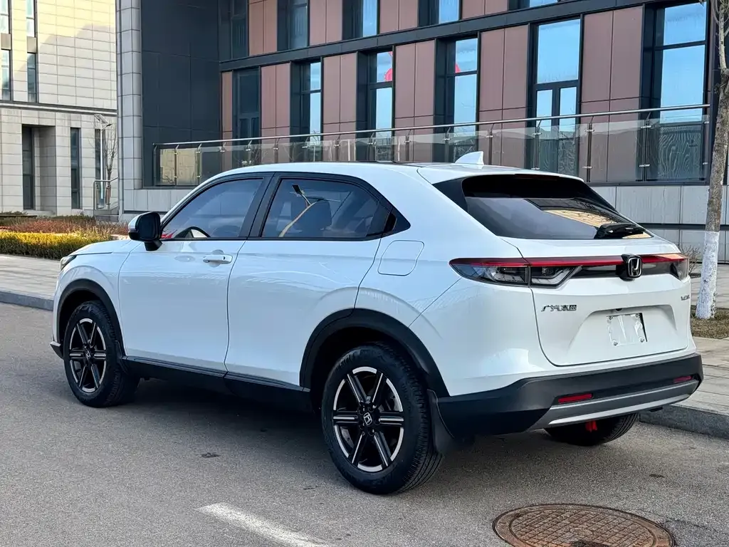 Honda Vezel 2023 из CN, фото 10