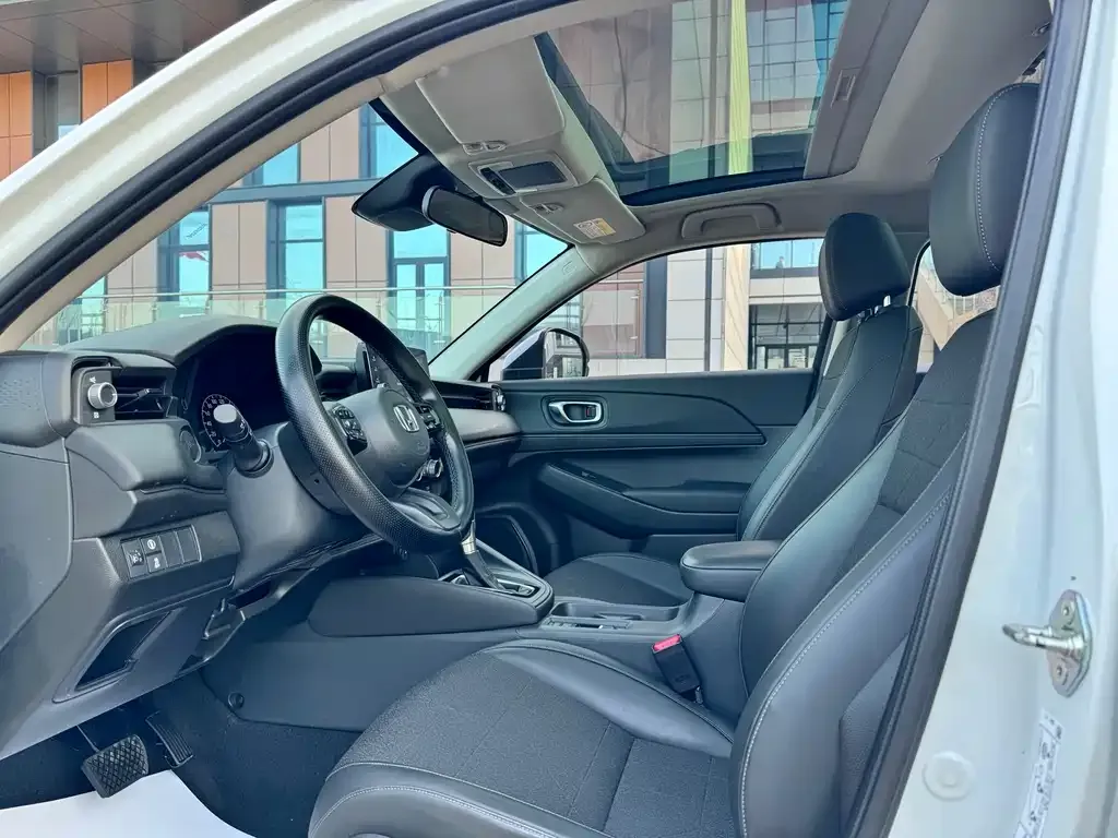Honda Vezel 2023 из CN, фото 2