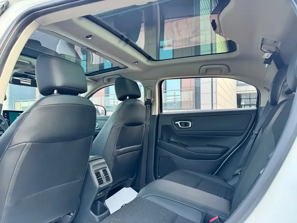 Honda Vezel 2023 из CN, фото 4