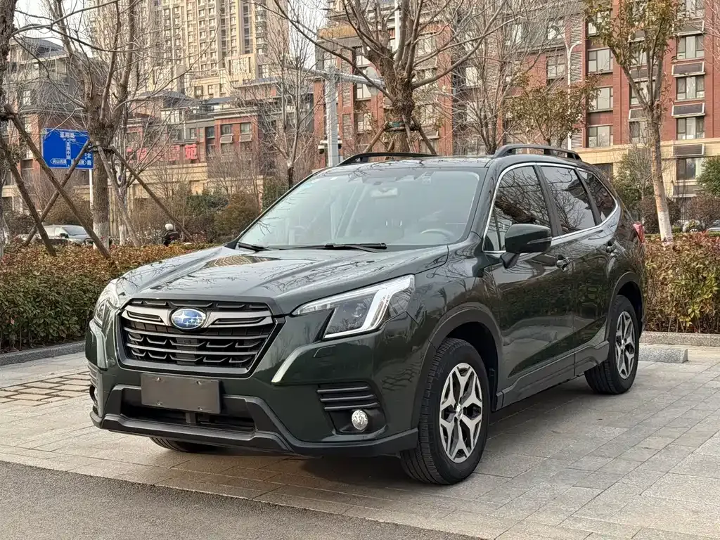 Subaru Forester 2023 из CN, фото 1