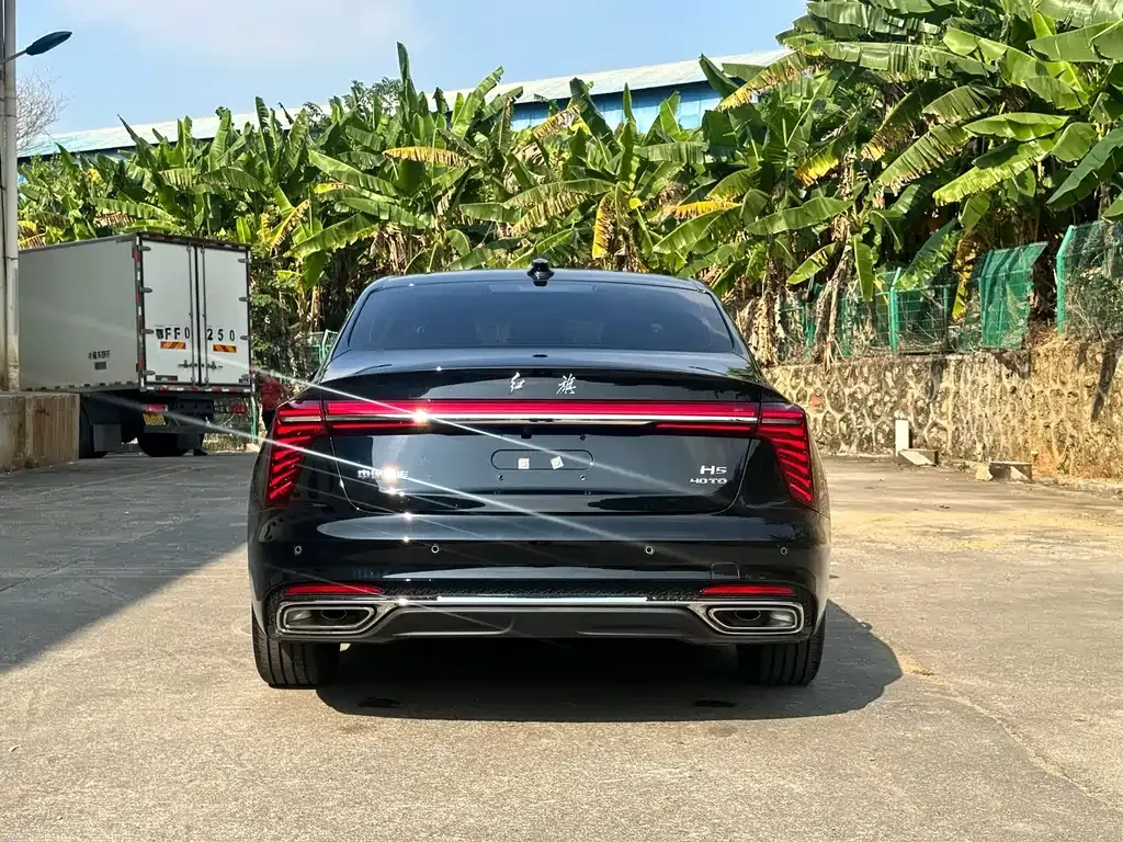 Hongqi H5 — фото 3