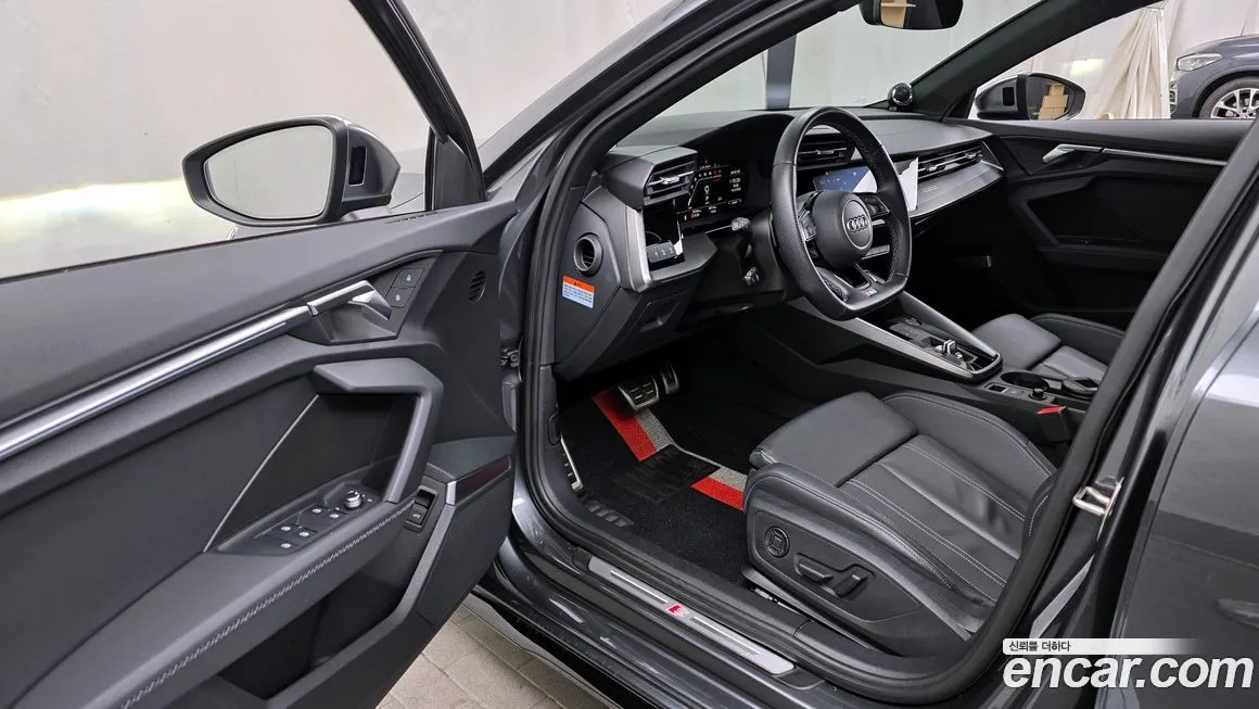 Audi S3 2023 из KR, фото 10
