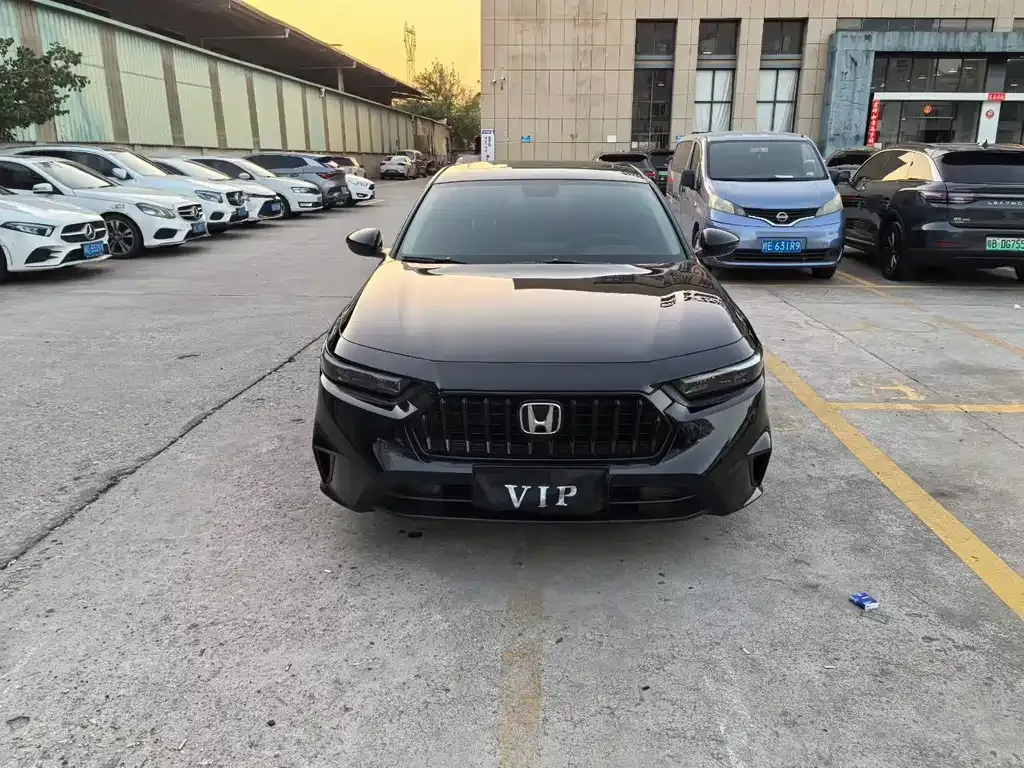 Honda Inspire 2024 из CN, фото 8