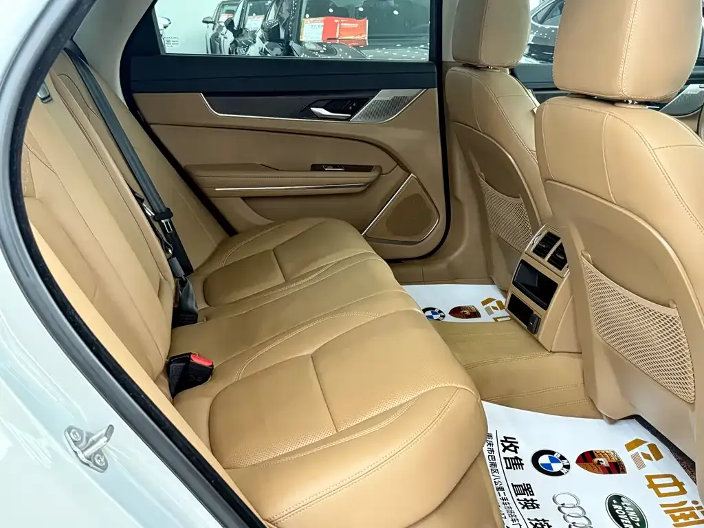 Jaguar XFL 2025 из CN, фото 9