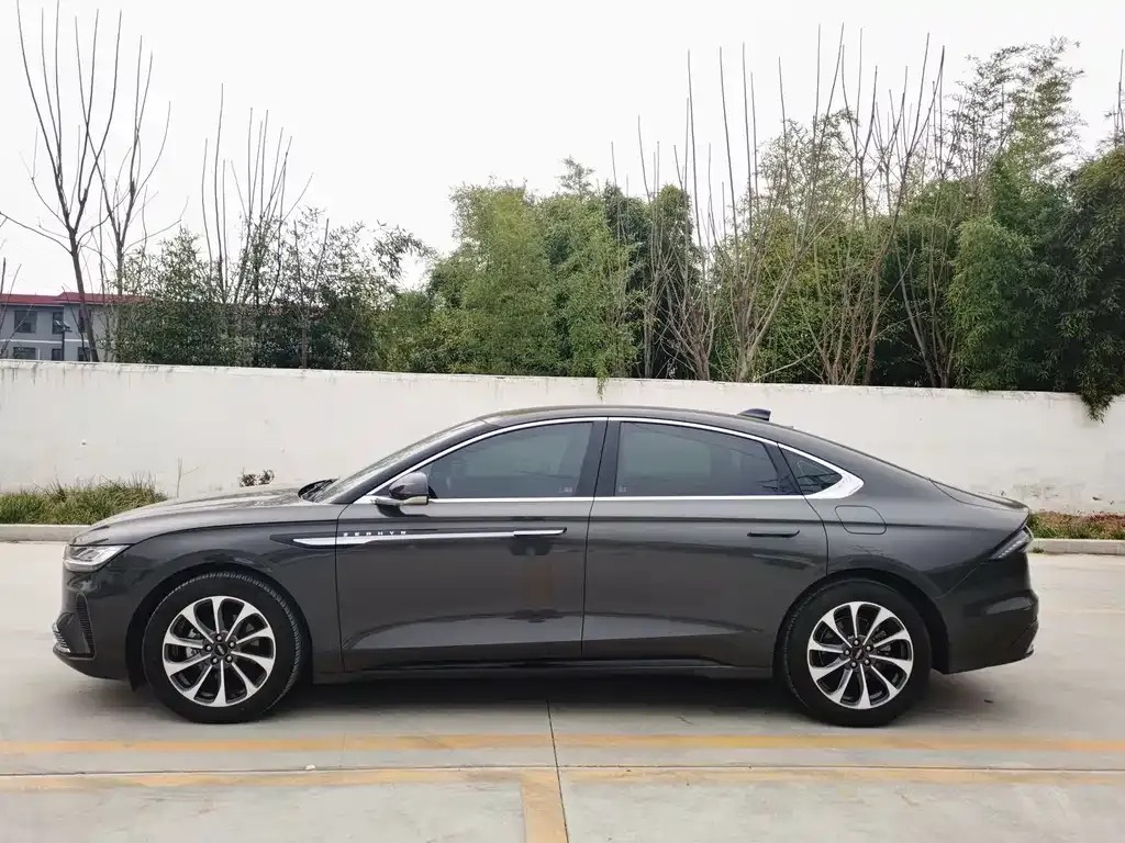 Lincoln Z 2022 из CN, фото 7