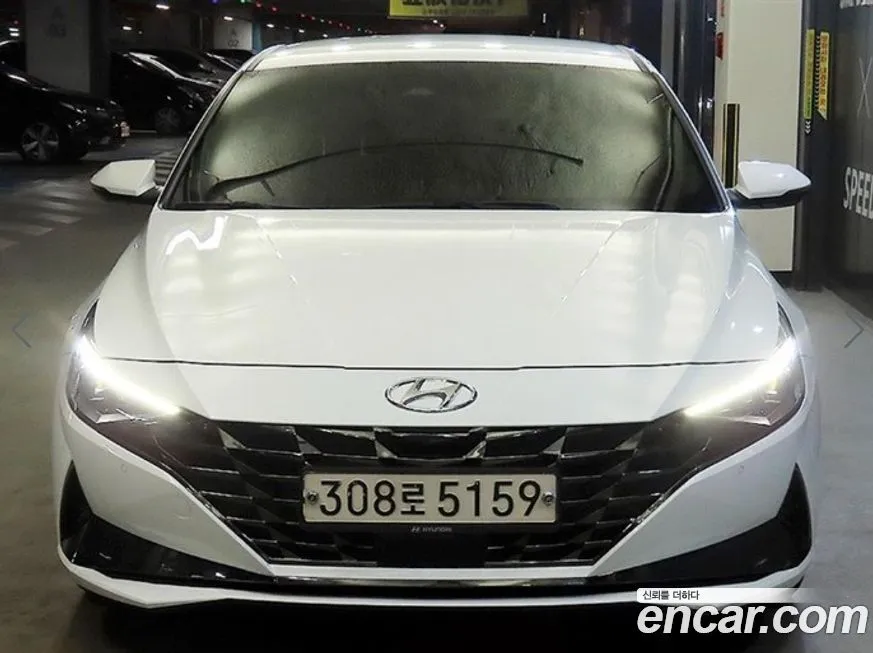 Hyundai AVANTE — фото 1