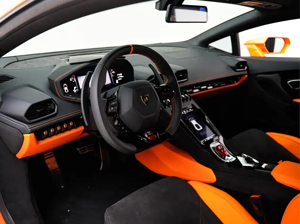 Lamborghini Huracan 2025 из CN, фото 9
